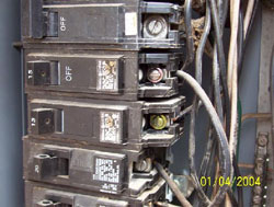 Incorrect wiring in electrical panel - Kitchener Home Inspector