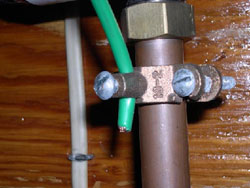 Poor ground connection - Cambridge Home Inspector